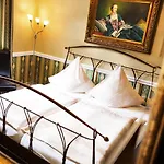 The Gate Garden Aparthotel 4*