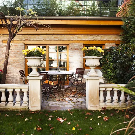 The Gate Garden Berlin