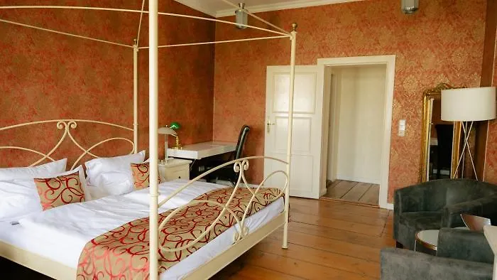 Apart-hotel The Gate Garden 4*