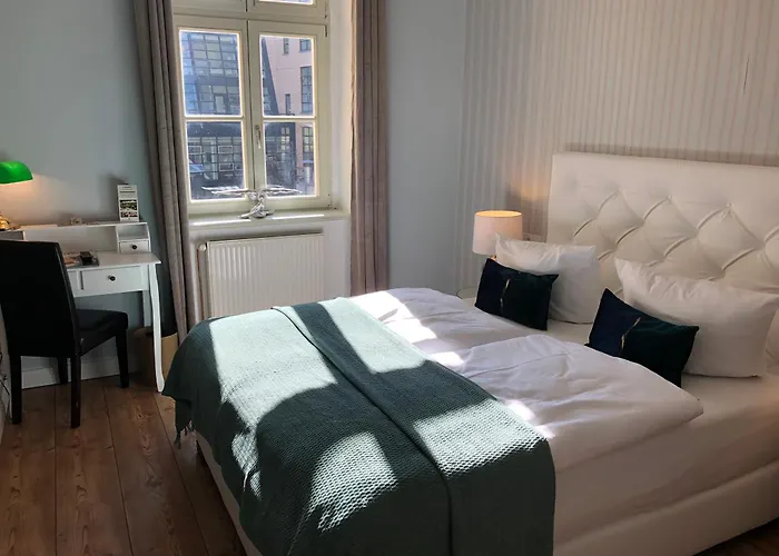 Apart-hotel The Gate Garden 4*