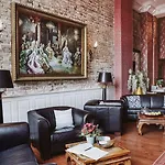 Апарт-отель The Gate Garden 4*
